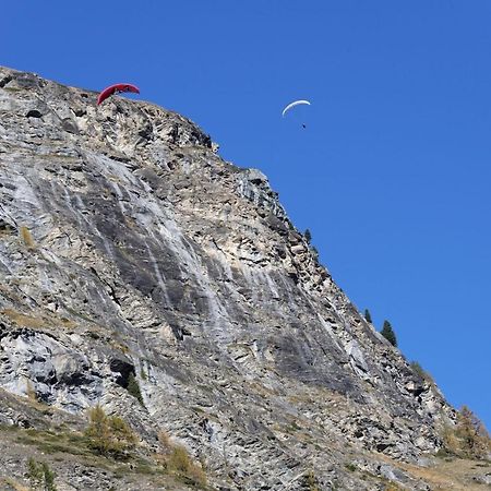 Appartement Au Centre De Zermatt Kültér fotó